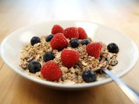 fiber-granola-berries