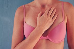 breast-changes-40s-bra