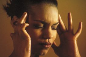headache-pain-temples-stress